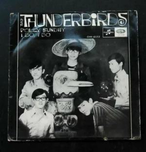 The Thunderbirds Polly I Do I Do 7 inches EP Diamond